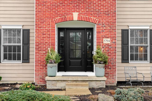 5794 Burnett Drive N, Galena, OH 43021