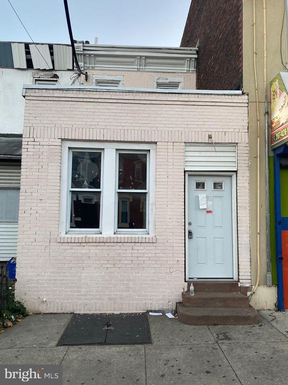 1138 W SOMERSET STREET, Philadelphia, PA 19133