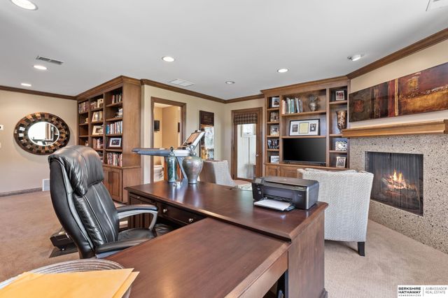 1424 N 187th Street, Omaha, NE 68022