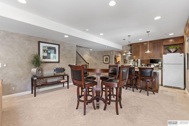 1424 N 187th Street, Omaha, NE 68022