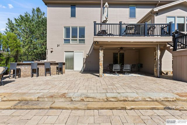 1424 N 187th Street, Omaha, NE 68022