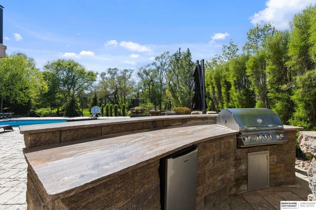 1424 N 187th Street, Omaha, NE 68022