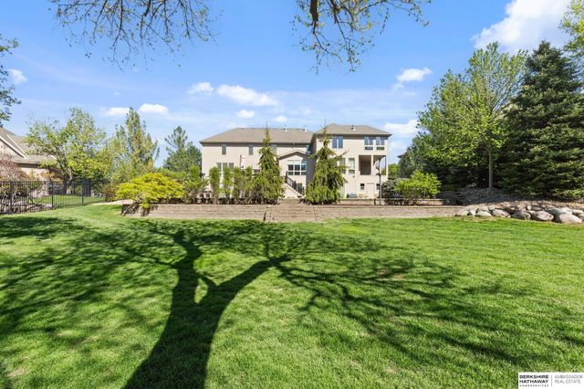 1424 N 187th Street, Omaha, NE 68022