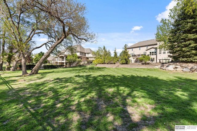 1424 N 187th Street, Omaha, NE 68022