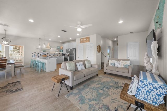 162 La Concha Blvd 38, Port Aransas, TX 78373