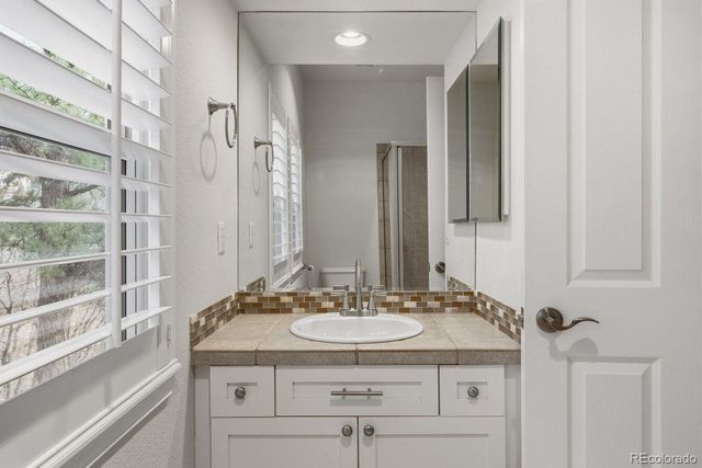 906 Greenridge Lane, Castle Pines, CO 80108