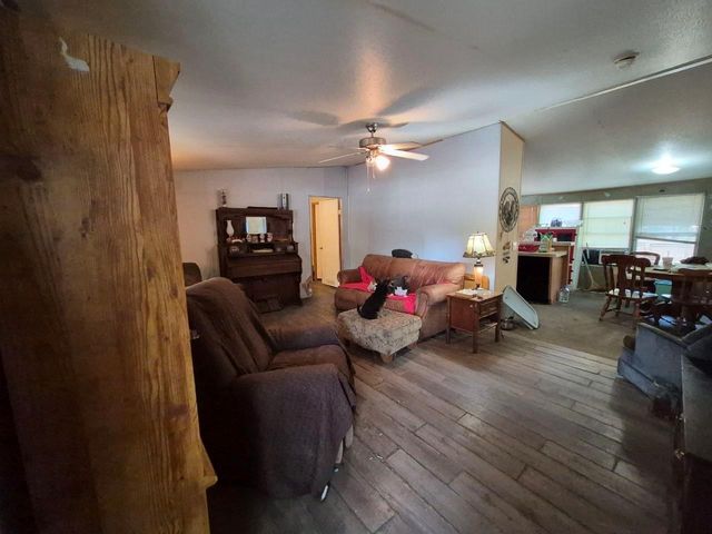 71 Martineque Lane, Point Blank, TX 77364