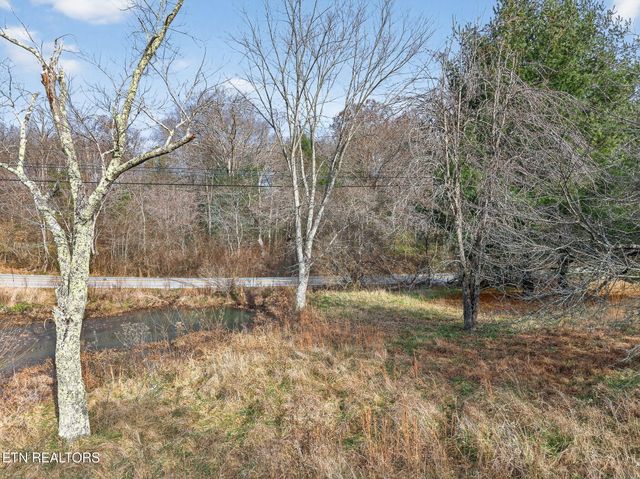 Pigeon Ridge Rd, Crossville, TN 38572