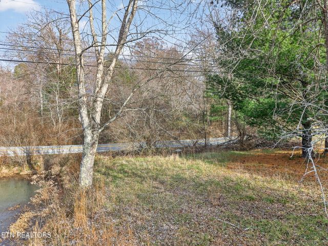 Pigeon Ridge Rd, Crossville, TN 38572