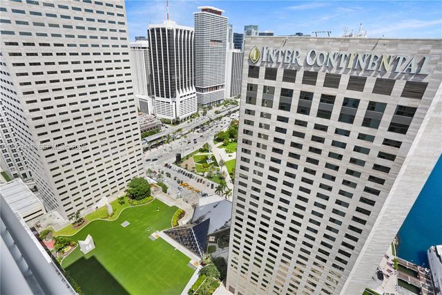 335 S Biscayne Blvd 3808, Miami, FL 33131