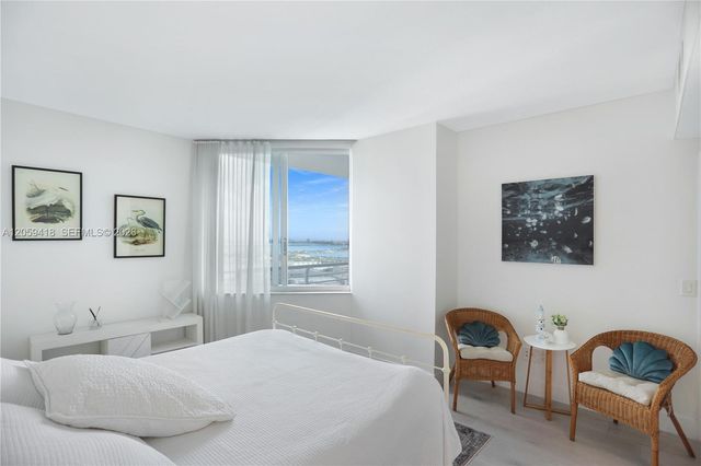 335 S Biscayne Blvd 3808, Miami, FL 33131