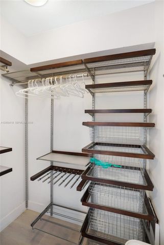 335 S Biscayne Blvd 3808, Miami, FL 33131