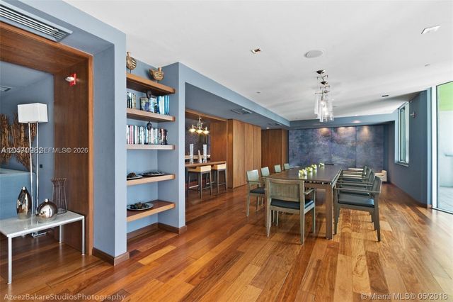 335 S Biscayne Blvd 3808, Miami, FL 33131