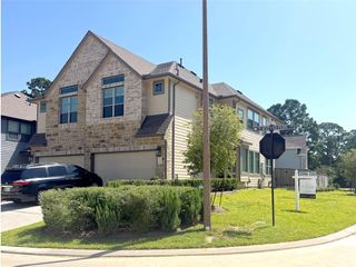 304 N Spotted Fern Drive, Montgomery, TX 77316