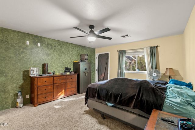 7616 Monument Drive, Grants Pass, OR 97526