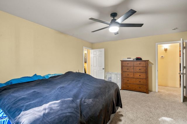 7616 Monument Drive, Grants Pass, OR 97526