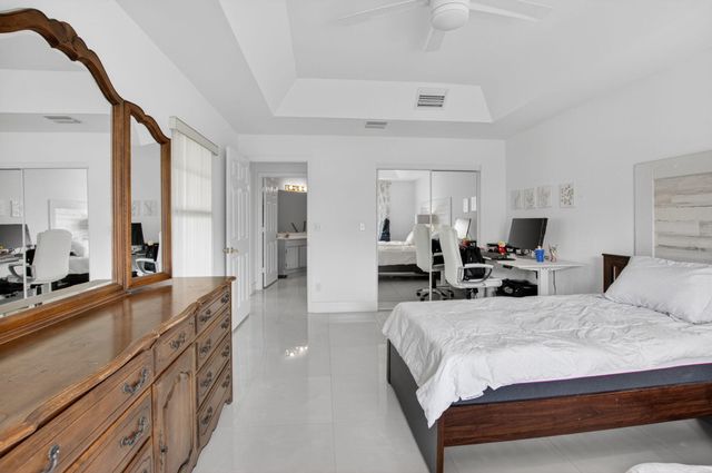 5501 Grande Palm Circle, Delray Beach, FL 33484