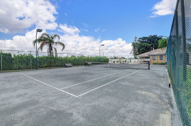 5501 Grande Palm Circle, Delray Beach, FL 33484