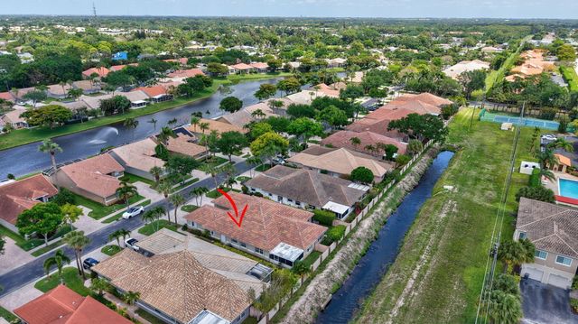 5501 Grande Palm Circle, Delray Beach, FL 33484