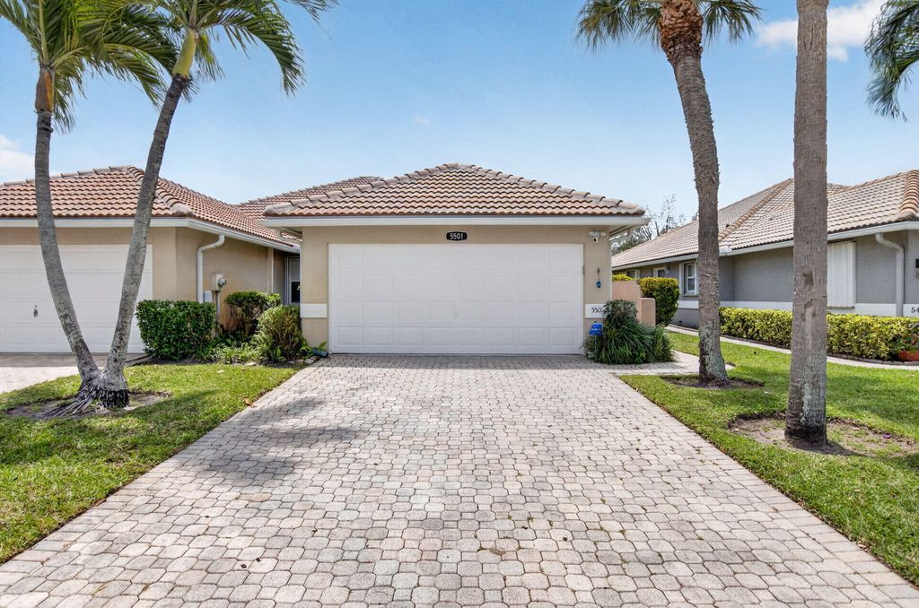 5501 Grande Palm Circle, Delray Beach, FL 33484