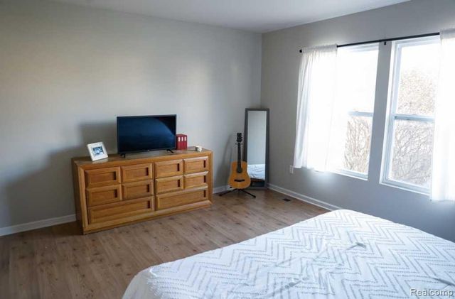 882 Primrose Lane, Milan, MI 48160