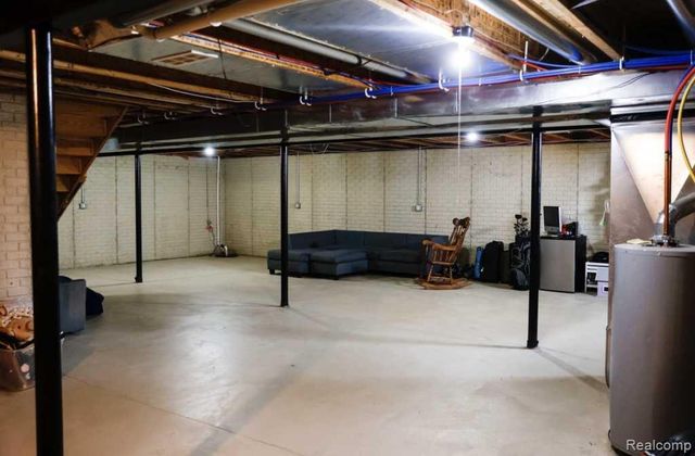 882 Primrose Lane, Milan, MI 48160