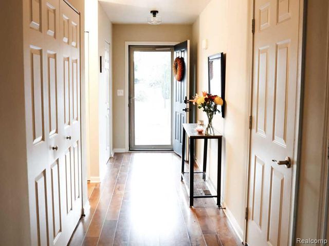 882 Primrose Lane, Milan, MI 48160