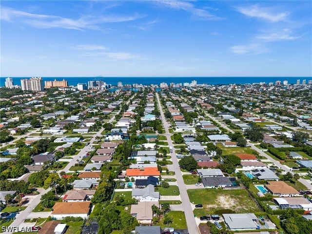 738 95th AVE N, Naples, FL 34108