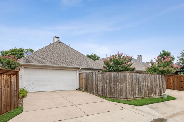 400 Moss Hill Road, Irving, TX 75063