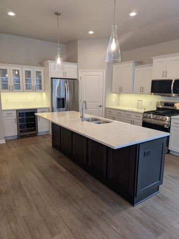 2429 ORION CIRCLE, Green Bay, WI 54311