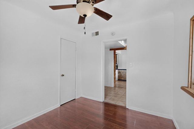 1210 Forrester Street NW, Albuquerque, NM 87104