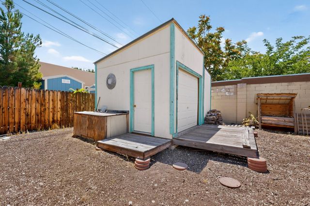 1210 Forrester Street NW, Albuquerque, NM 87104