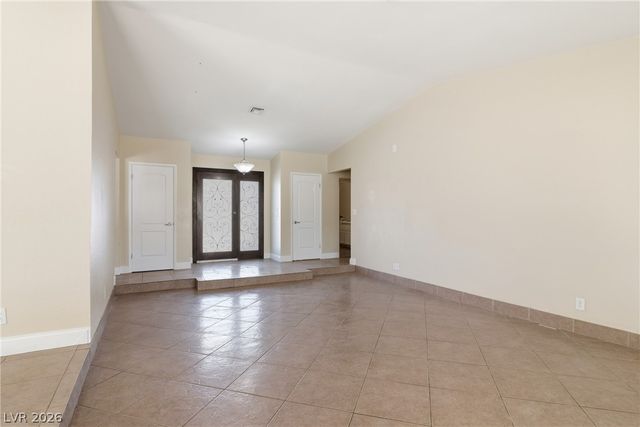 6825 West Oakey Boulevard, Las Vegas, NV 89146