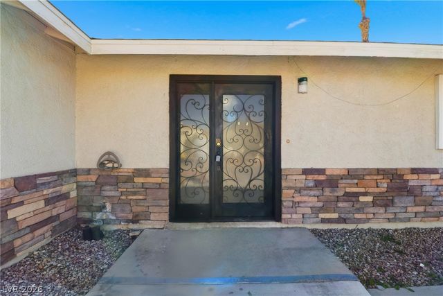 6825 West Oakey Boulevard, Las Vegas, NV 89146