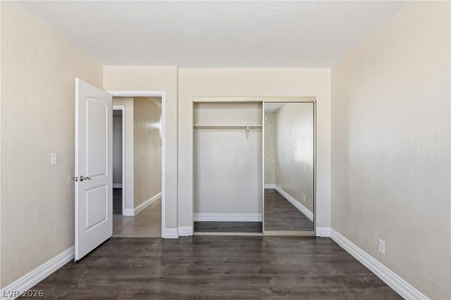 6825 West Oakey Boulevard, Las Vegas, NV 89146