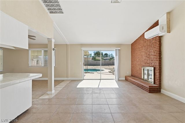 6825 West Oakey Boulevard, Las Vegas, NV 89146