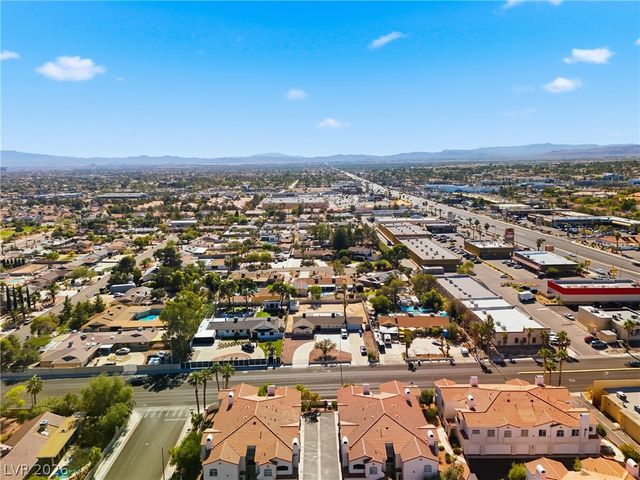 6825 West Oakey Boulevard, Las Vegas, NV 89146
