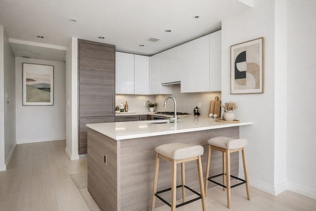 1 Franklin 2114, Boston, MA 02110