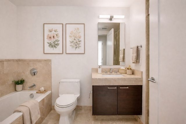 1 Franklin 2114, Boston, MA 02110