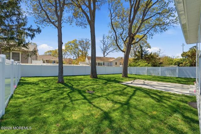 1138 Lawrence Avenue, Point Pleasant, NJ 08742
