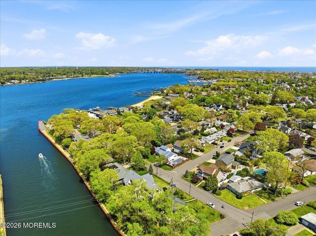 1138 Lawrence Avenue, Point Pleasant, NJ 08742