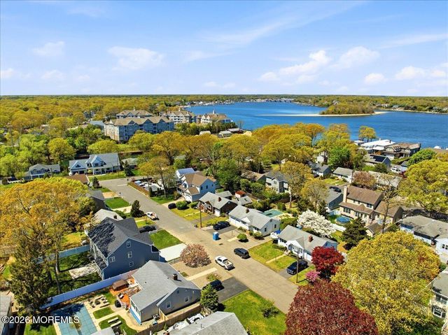1138 Lawrence Avenue, Point Pleasant, NJ 08742