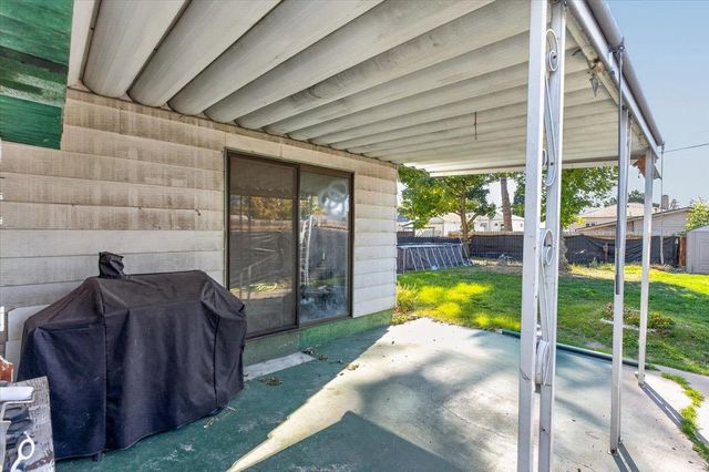 34 E Princeton Ave, Spokane, WA 99207