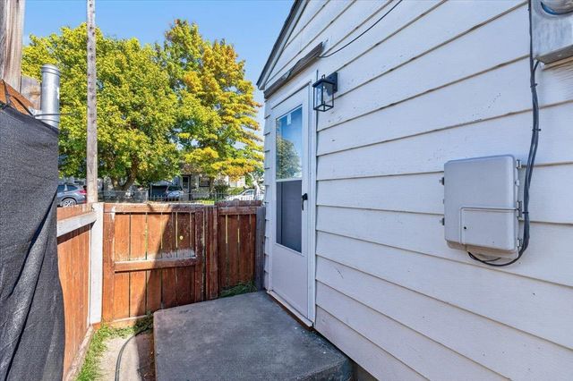 34 E Princeton Ave, Spokane, WA 99207