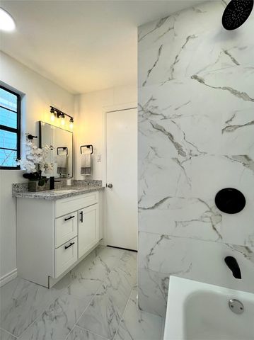 1031 15th Street, Dickinson, TX 77539