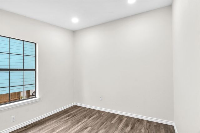 1031 15th Street, Dickinson, TX 77539