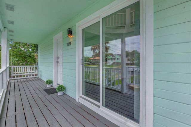 1031 15th Street, Dickinson, TX 77539