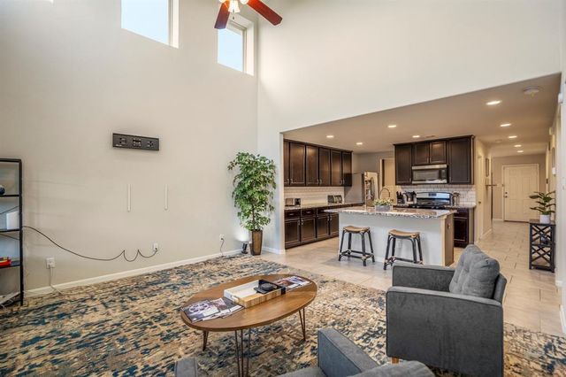719 Autumn Flats Way, Rosharon, TX 77583
