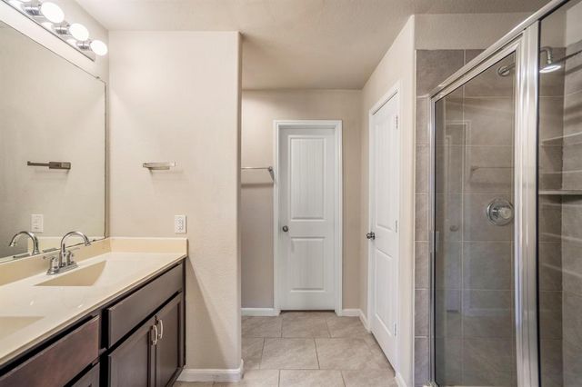 719 Autumn Flats Way, Rosharon, TX 77583