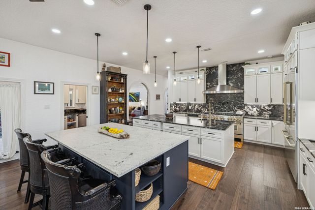 2 Charterwood, San Antonio, TX 78248